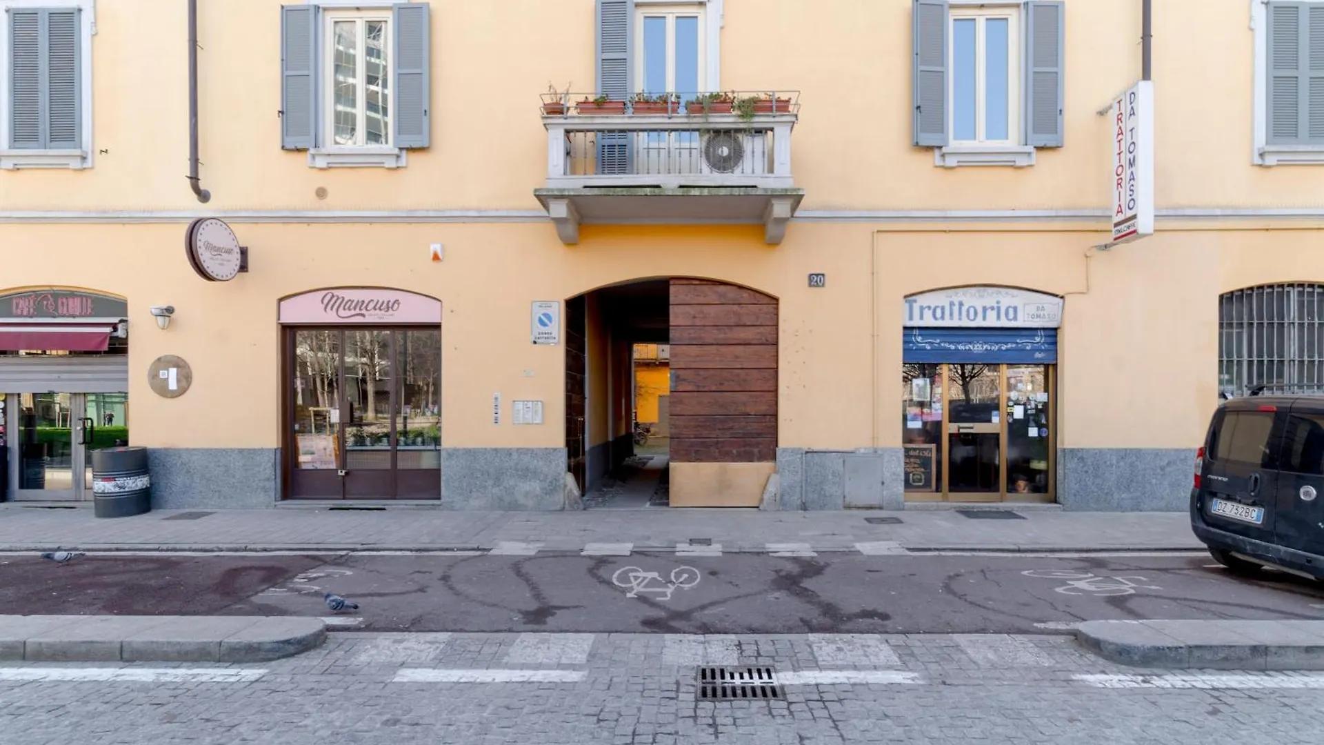 Luxury Apartment In Isola - De Castillia 20 ミラノ