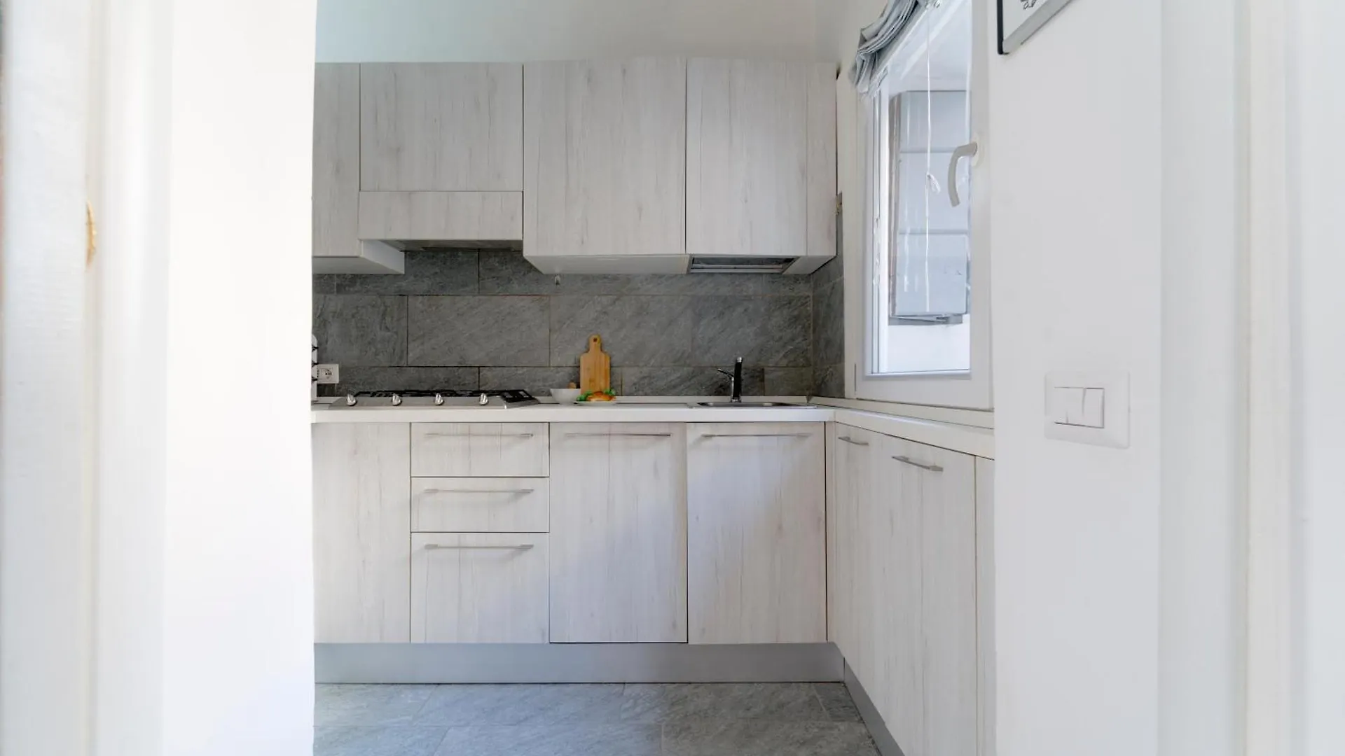 Luxury Apartment In Isola - De Castillia 20 Mediolan